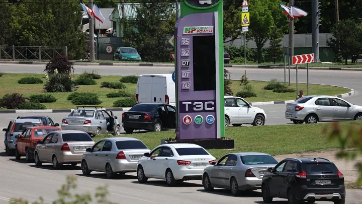 Russian-occupied Crimea suspends petrol sales amid fuel crisis