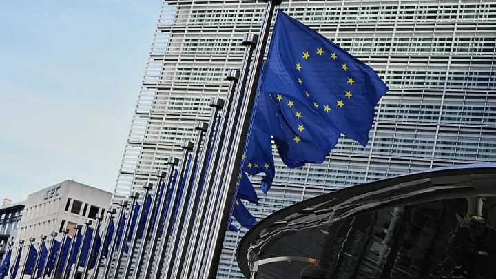 EU leaders welcome US-Iran deal to end war as Macron says mission to aid Hormuz reopening ‘ready’