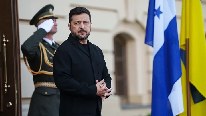 Zelenskyy issues one-week ultimatum to Lukashenka over drone-guidance equipment