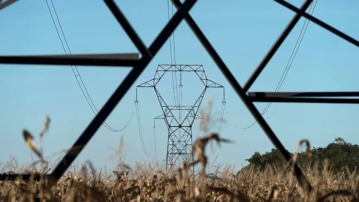 EU energy ministers secure greater role in bloc’s future power grid after rows with Brussels