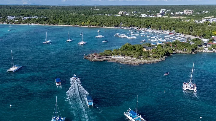 Italian tourist dies in Dominican Republic resort blaze