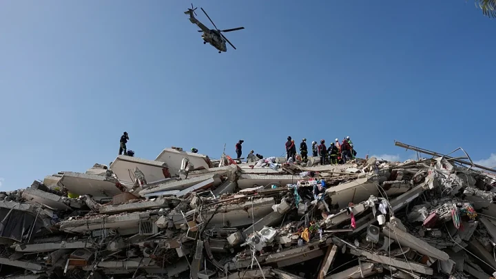 Europe send search and rescue personnel to Venezuela in response to massive quakes