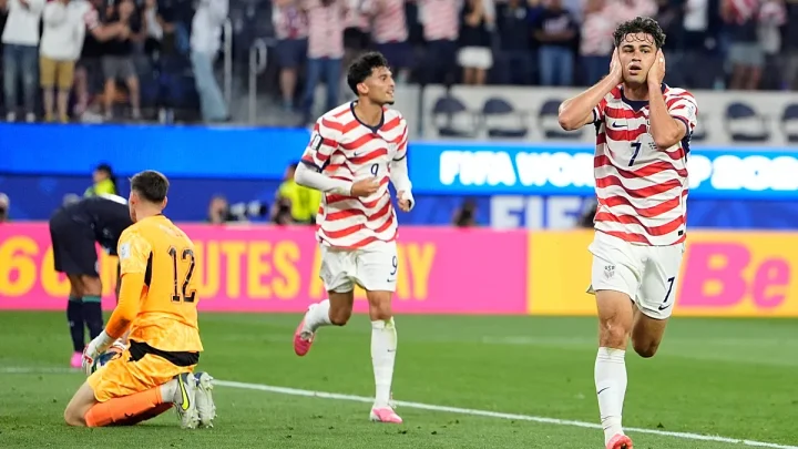 USA make impressive start to World Cup campaign in front of Hollywood stars