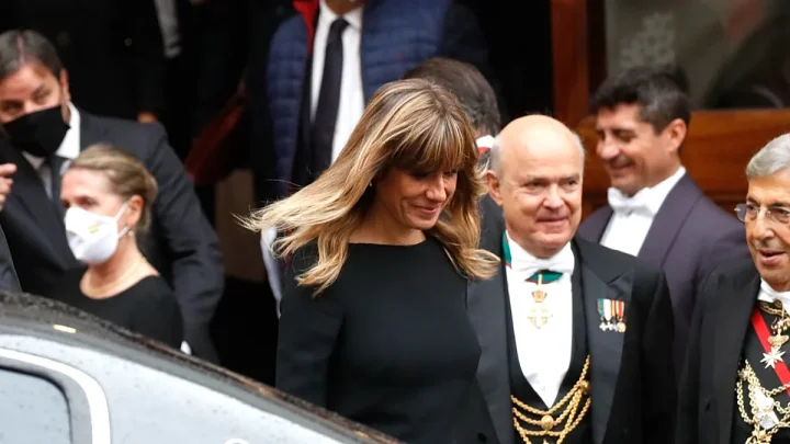 Wife of Spanish PM Pedro Pedro Sánchez has passport revoked as court orders corruption trial