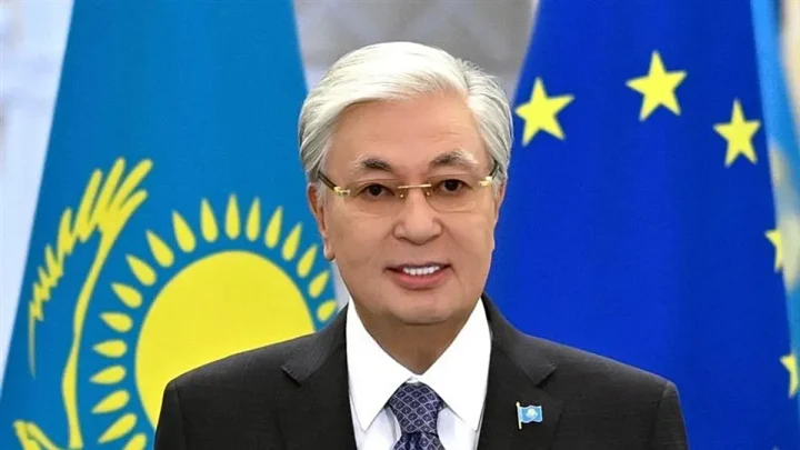Kazakhstan’s President in Brussels: Focus on energy, transportation routes, AI, and more