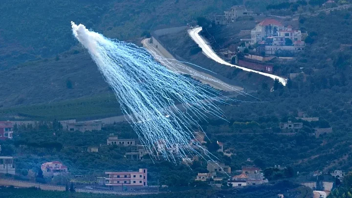 Activists denounce Israeli miner ICL in Spain and its links to white phosphorus