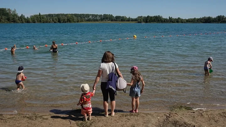 Children mental health hospital visits rise with extreme heat, study finds