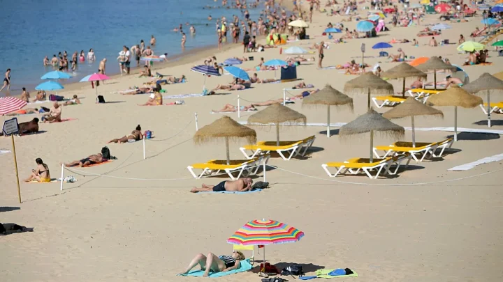 Planning holidays in Portugal? New map promises crowd-free, peaceful beaches