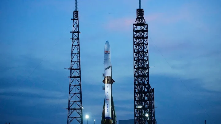 Amazon set to launch Leo, its rival to SpaceX’s Starlink internet, later this year